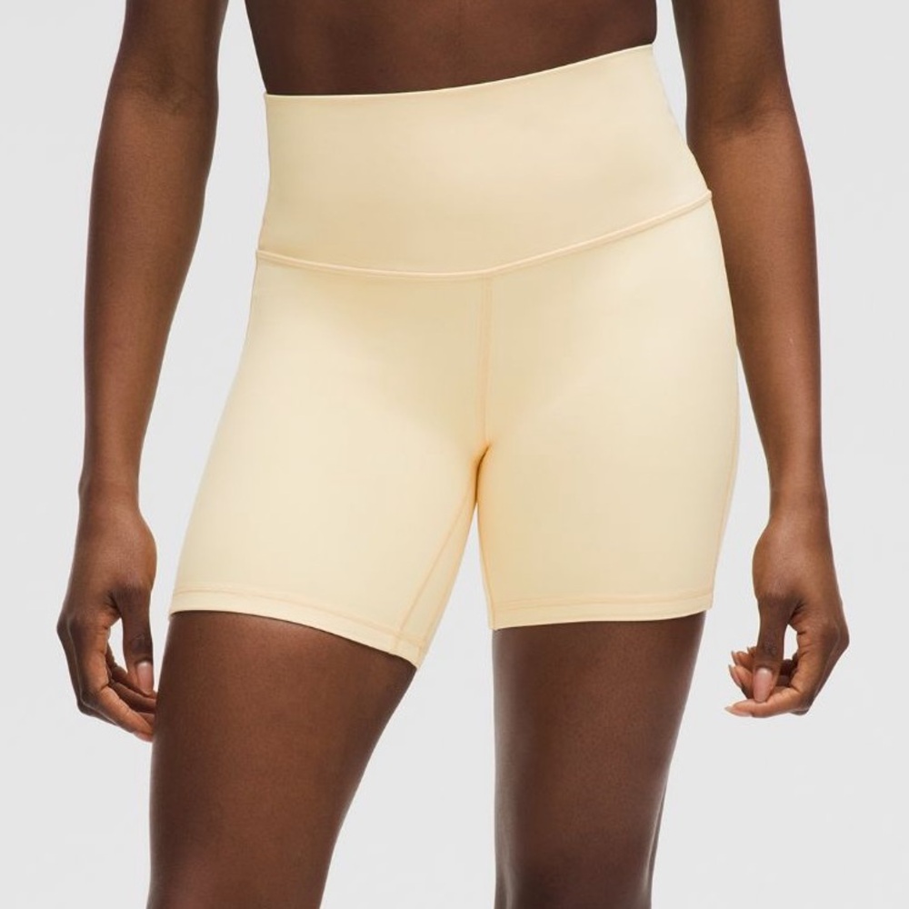 lululemon athletica Align Shorts Buttercream